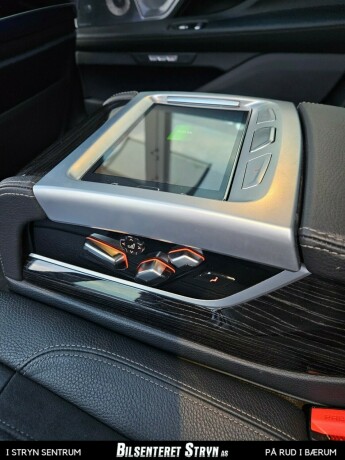 bmw-7-serie-elektrisitetbensin-2017-big-19