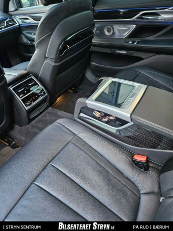 bmw-7-serie-elektrisitetbensin-2017-big-18