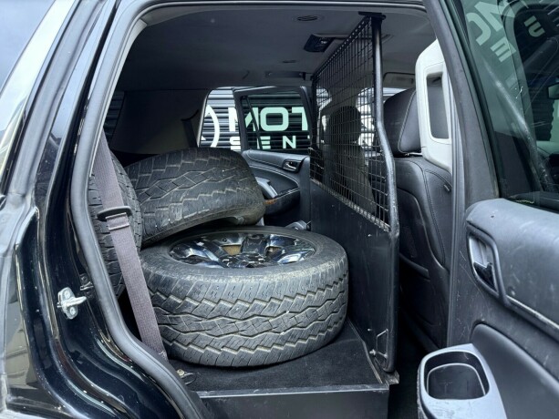 chevrolet-tahoe-bensin-2016-big-27