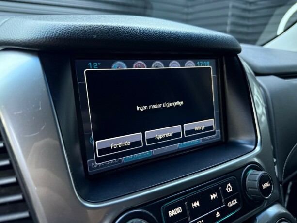 chevrolet-tahoe-bensin-2016-big-18