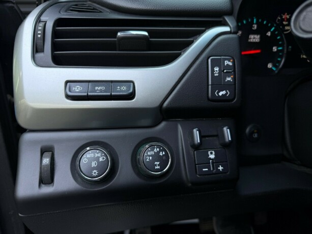 chevrolet-tahoe-bensin-2016-big-23