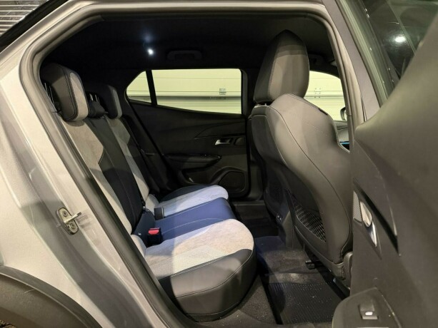 peugeot-2008-elektrisitet-2021-big-10