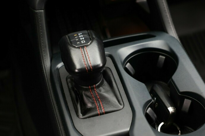 ford-ranger-raptor-bensin-2023-big-20