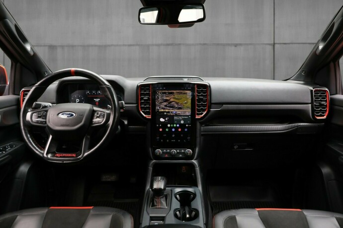 ford-ranger-raptor-bensin-2023-big-3