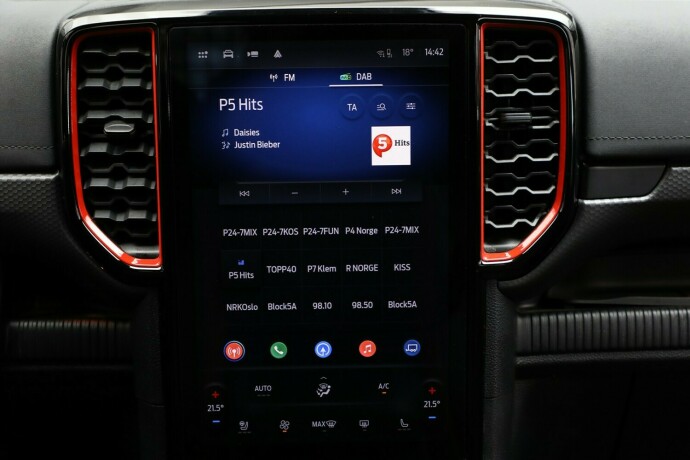 ford-ranger-raptor-bensin-2023-big-16