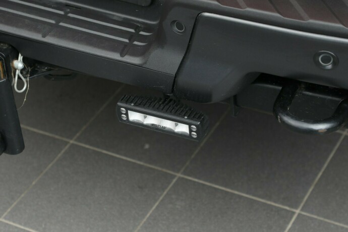 ford-ranger-raptor-bensin-2023-big-39