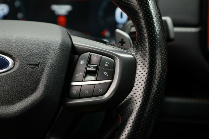 ford-ranger-raptor-bensin-2023-big-11