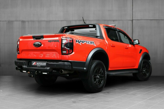 ford-ranger-raptor-bensin-2023-big-1