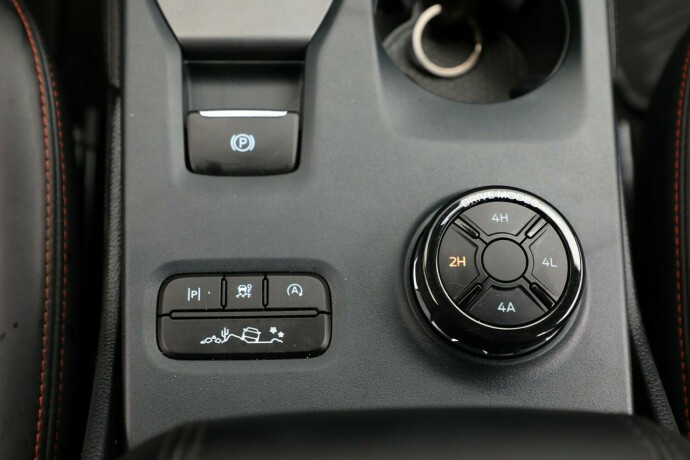 ford-ranger-raptor-bensin-2023-big-21