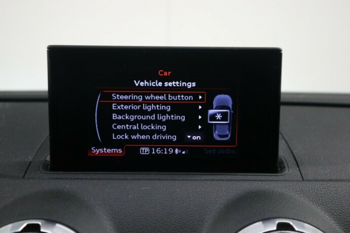 audi-a3-bensin-2015-big-35