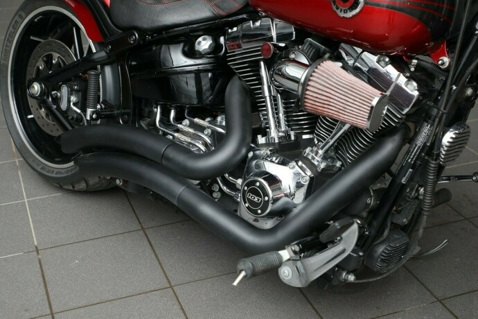 harley-davidson-fxsb-103-softail-breakout-bensin-2013-big-3