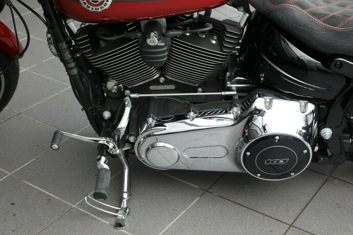 harley-davidson-fxsb-103-softail-breakout-bensin-2013-big-8