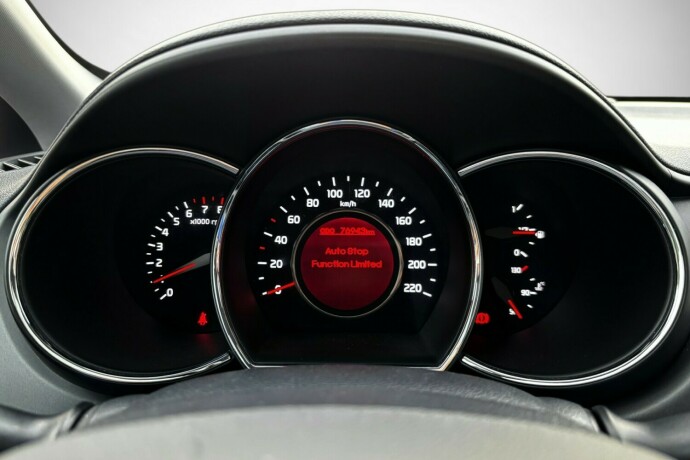 kia-rio-bensin-2013-big-17