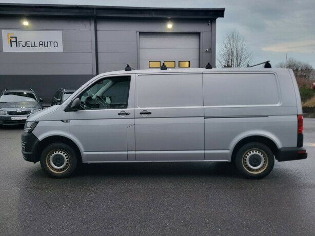 volkswagen-transporter-diesel-2018-big-7