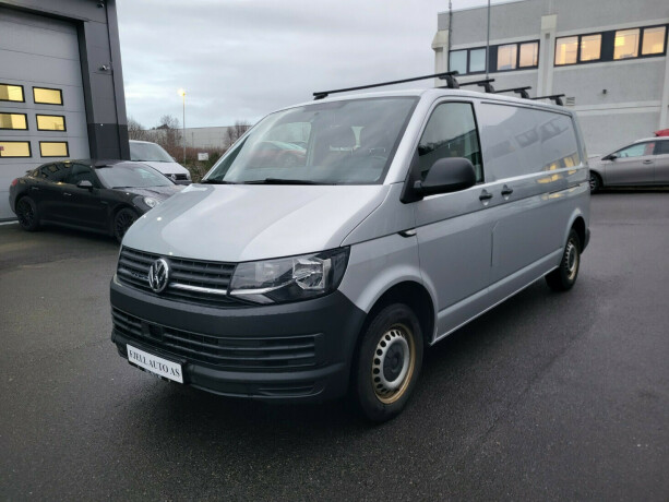 volkswagen-transporter-diesel-2018-big-0