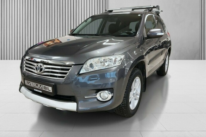 toyota-rav4-diesel-2011-big-1