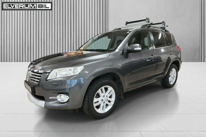 toyota-rav4-diesel-2011-big-2