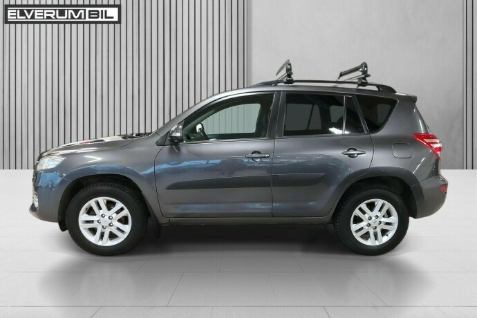 toyota-rav4-diesel-2011-big-3