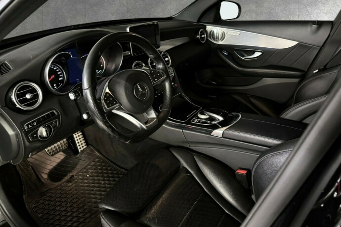 mercedes-benz-c-klasse-elektrisitetbensin-2017-big-7