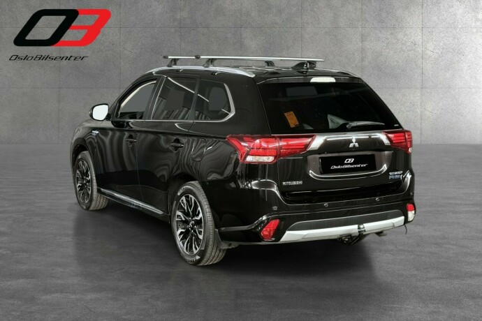 mitsubishi-outlander-elektrisitetbensin-2016-big-2