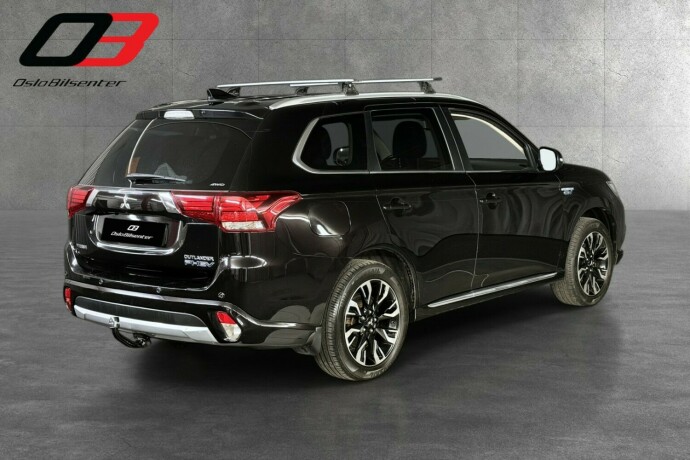 mitsubishi-outlander-elektrisitetbensin-2016-big-4