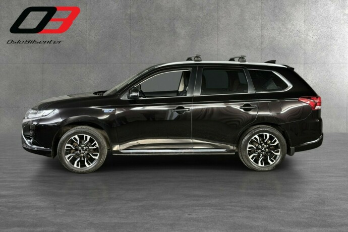 mitsubishi-outlander-elektrisitetbensin-2016-big-1