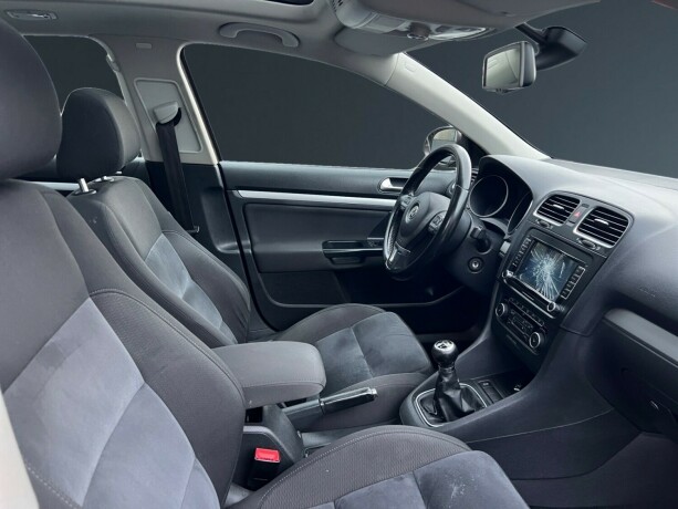 volkswagen-golf-diesel-2012-big-11