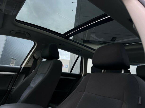 volkswagen-golf-diesel-2012-big-14