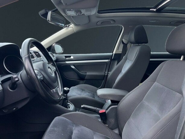 volkswagen-golf-diesel-2012-big-8