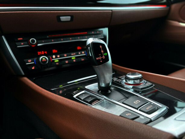 bmw-5-serie-gt-diesel-2010-big-14