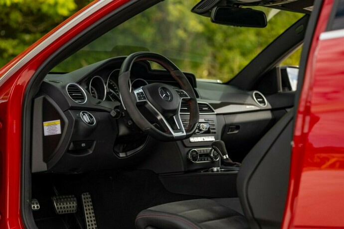 mercedes-benz-c-klasse-bensin-2012-big-129