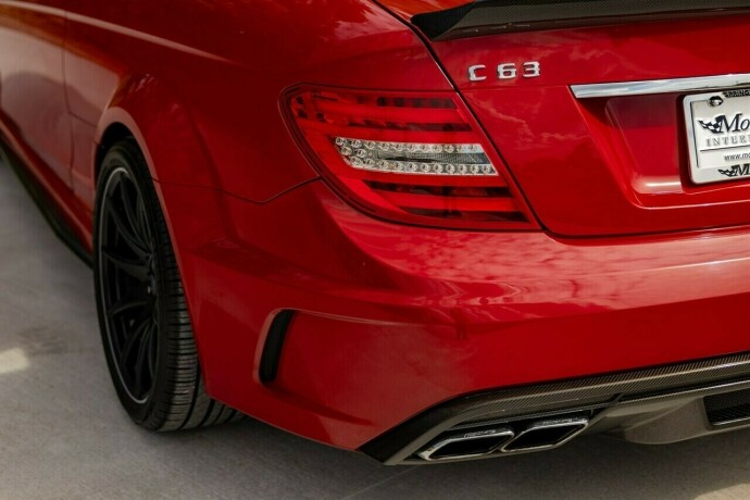 mercedes-benz-c-klasse-bensin-2012-big-125