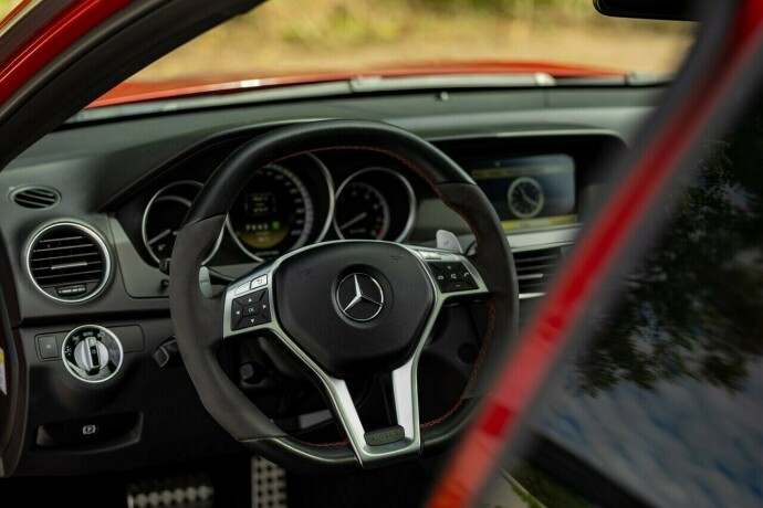 mercedes-benz-c-klasse-bensin-2012-big-134