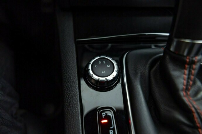 mercedes-benz-c-klasse-bensin-2012-big-42