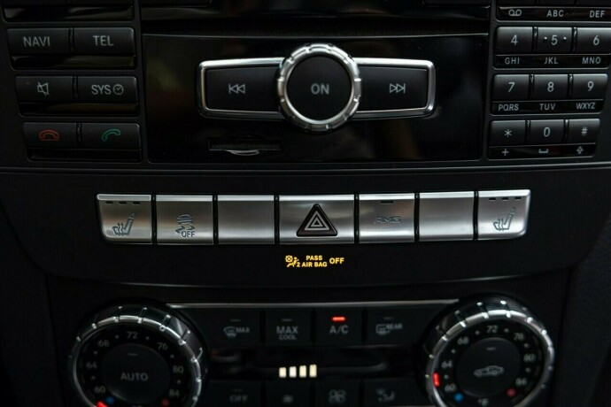 mercedes-benz-c-klasse-bensin-2012-big-36