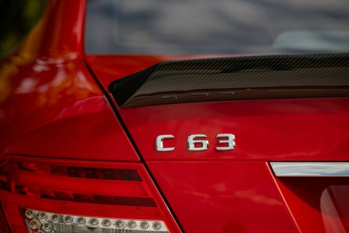 mercedes-benz-c-klasse-bensin-2012-big-126