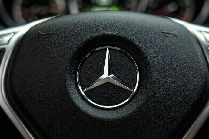 mercedes-benz-c-klasse-bensin-2012-big-34