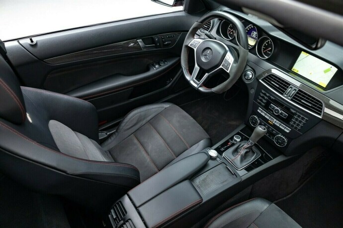 mercedes-benz-c-klasse-bensin-2012-big-30