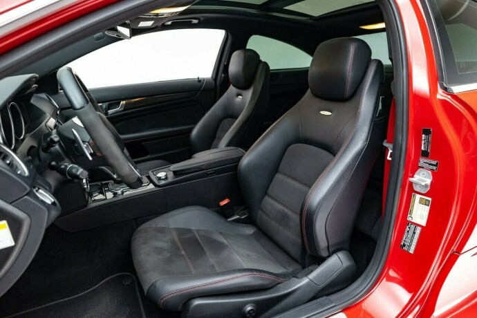 mercedes-benz-c-klasse-bensin-2012-big-24