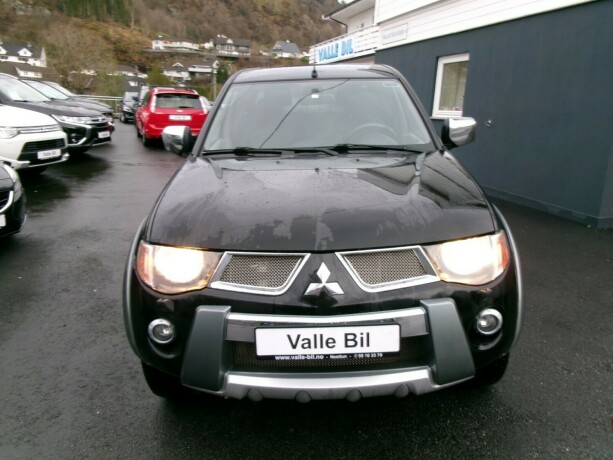 mitsubishi-l200-diesel-2009-big-1