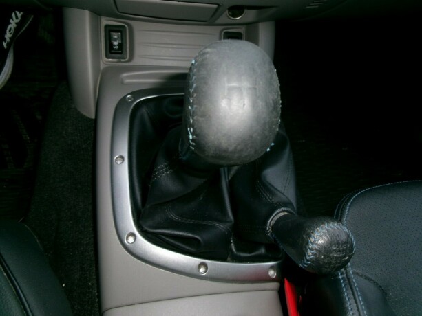 mitsubishi-l200-diesel-2009-big-13