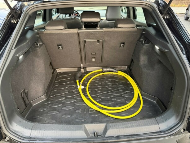 volkswagen-id4-elektrisitet-2023-big-15