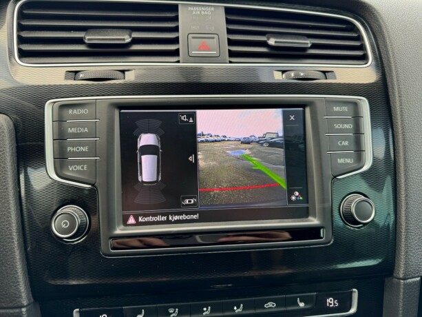 volkswagen-golf-elektrisitetbensin-2015-big-11