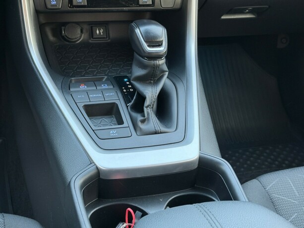 toyota-rav4-elektrisitetbensin-2019-big-11