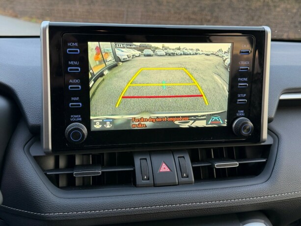 toyota-rav4-elektrisitetbensin-2019-big-9