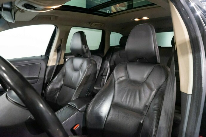 volvo-xc-60-diesel-2009-big-10