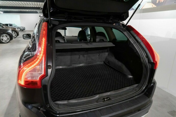 volvo-xc-60-diesel-2009-big-6