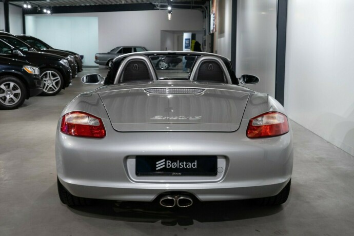 porsche-boxster-bensin-2005-big-3