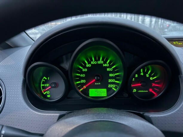 mitsubishi-colt-bensin-2007-big-12