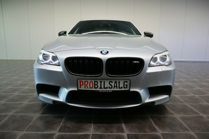 bmw-m5-bensin-2012-big-11